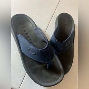 Oakley Super Coil 2.0 Sandals Flip Flops Women’s Size 8 Blue